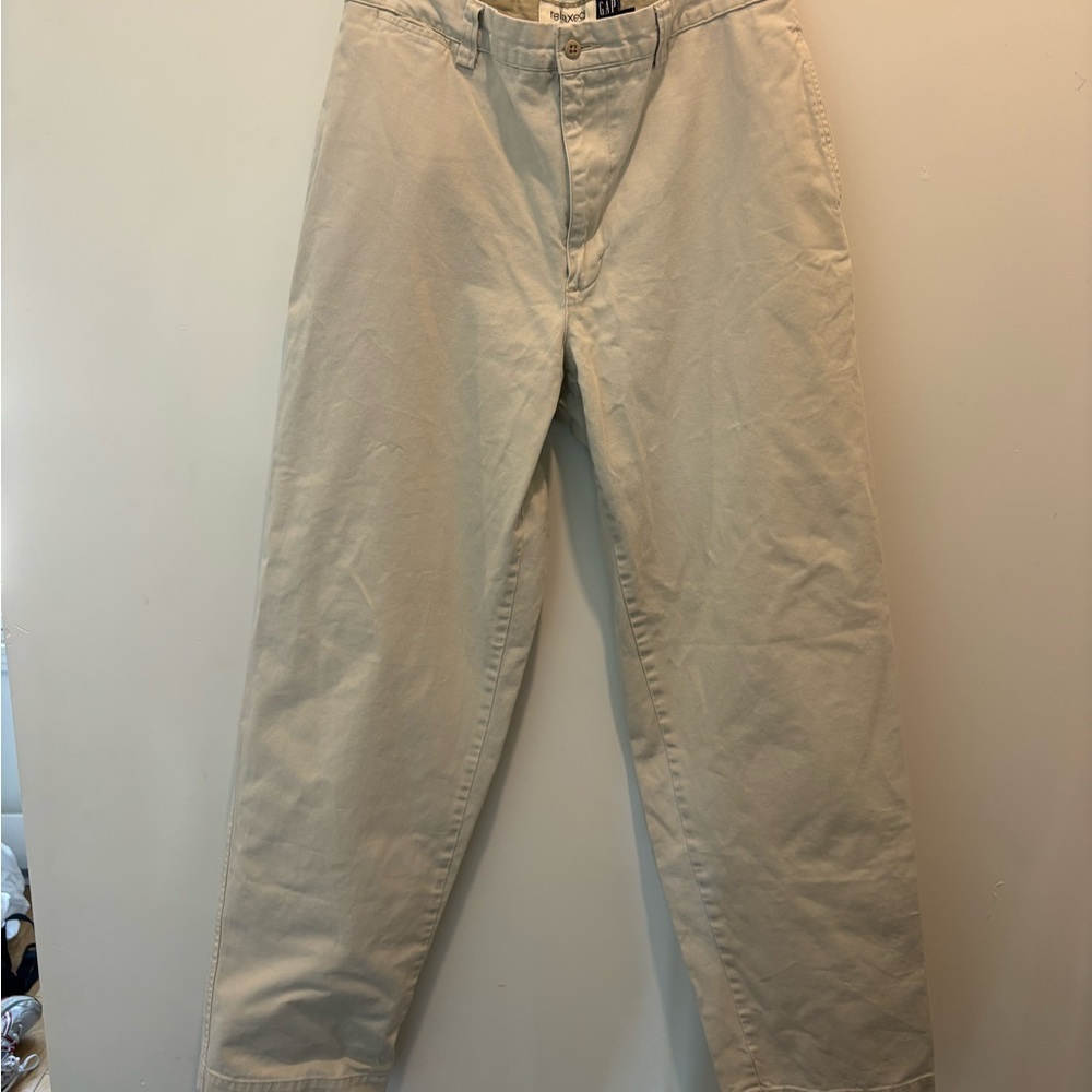 Relaxed Gap Beige Pants